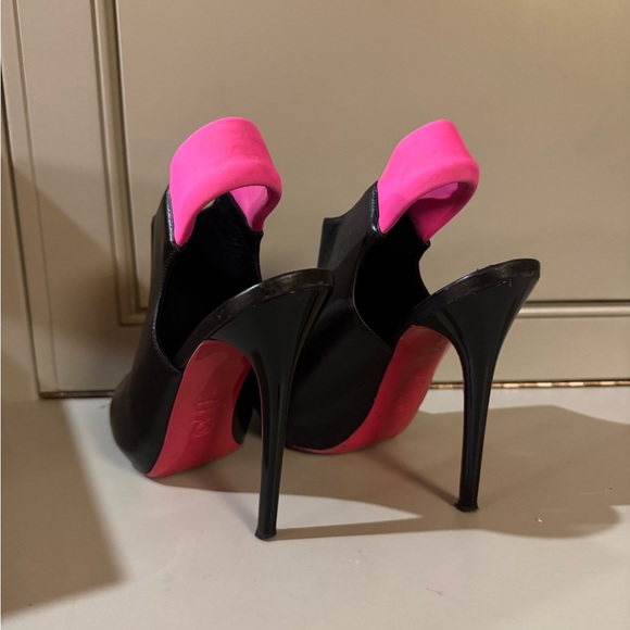Alexander McQueen Black and Pink Heels - Picture 5 of 5